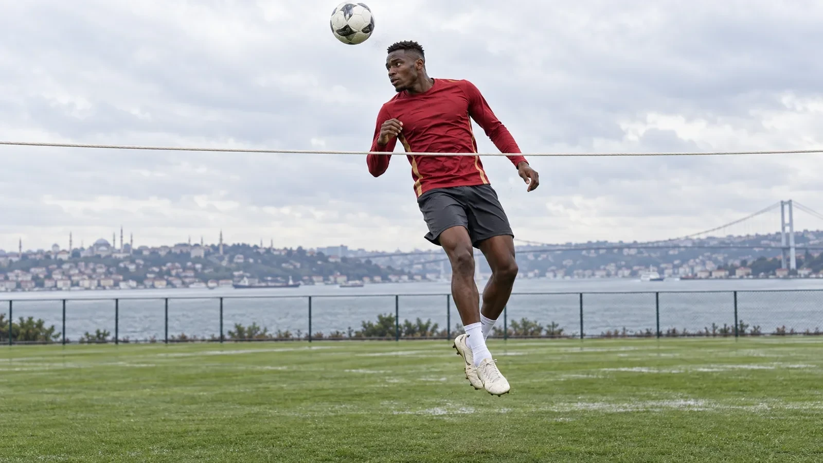 Tiền đạo Victor Osimhen Galatasaray mùa 2026-27